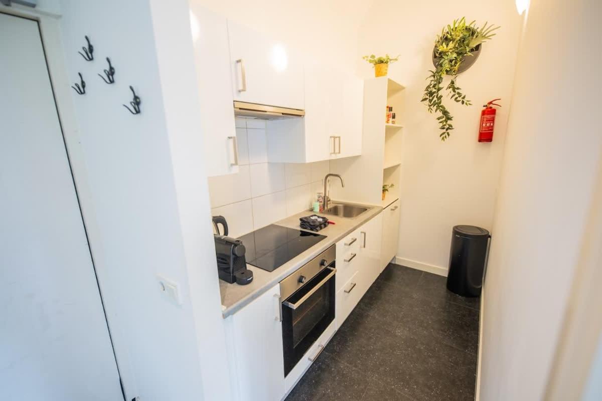 Apartment Upscale 90m2 Two Bedroom - Ks8b *