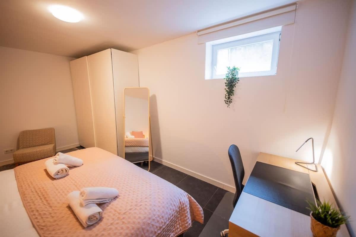 Apartment Upscale 90m2 Two Bedroom - Ks8b *